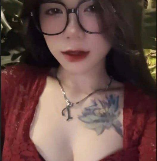 Ảnh 6 của Full clip sex em gái đeo kính bị bạn trai doggy mạnh bạo (New Update) – Phần 2
